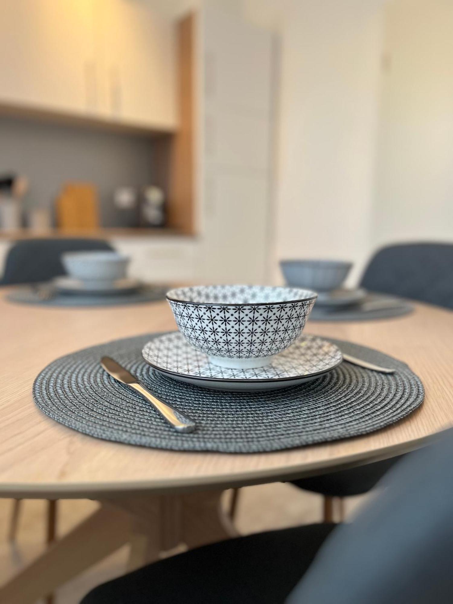 Ruhige Lage, Gute Anbindung, Frisch Renoviert Apartment Fellbach Ngoại thất bức ảnh