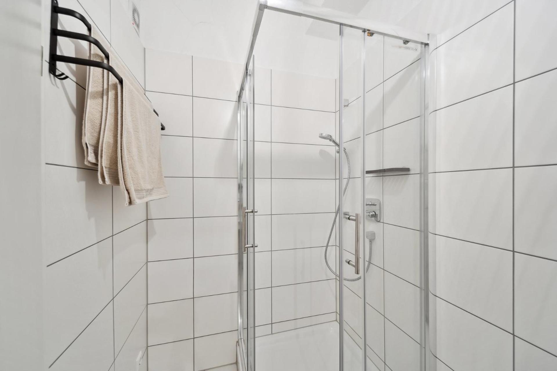 Ruhige Lage, Gute Anbindung, Frisch Renoviert Apartment Fellbach Ngoại thất bức ảnh
