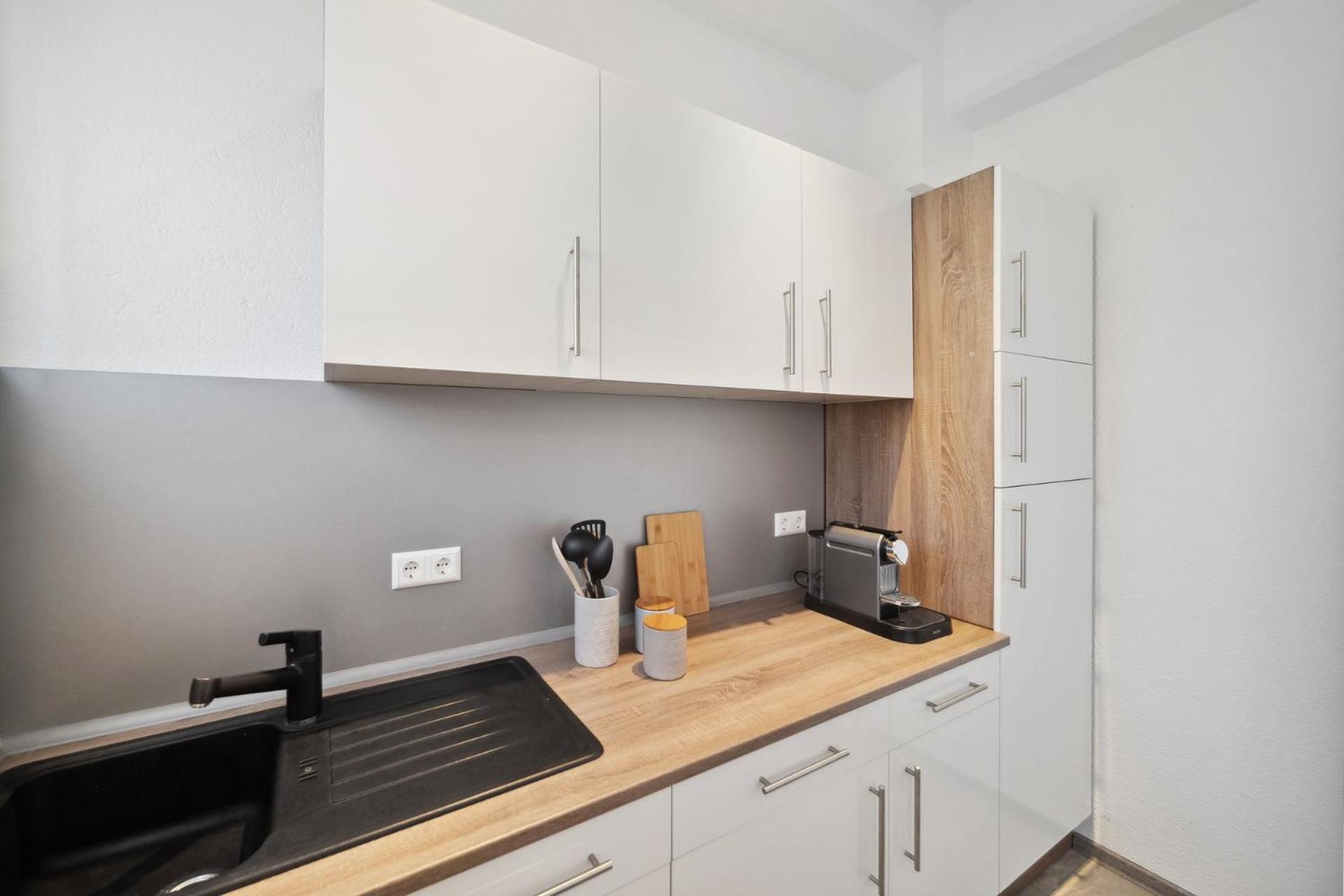 Ruhige Lage, Gute Anbindung, Frisch Renoviert Apartment Fellbach Ngoại thất bức ảnh